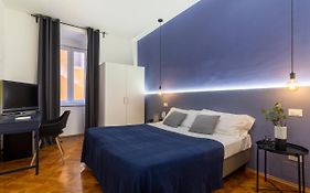 Lovely Guest-Room With Private Bathroom